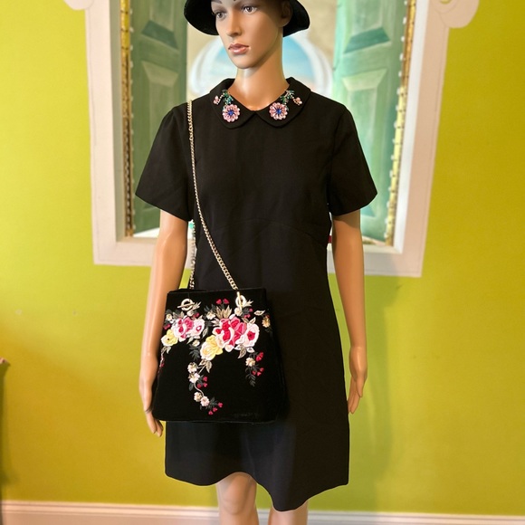 Zara Embroidered black velvet Bag - Picture 3 of 14